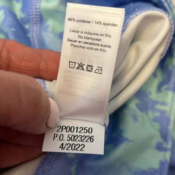 Vineyard Vines Light Blue and Green Tie Dye Performance Leggings - Size S - Picture 6 of 9